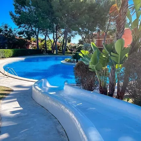 Tamarit By Unik Holiday home *